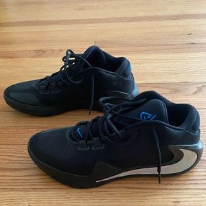 Nike Zoom Freak 1 basketball shoe. Size 13
